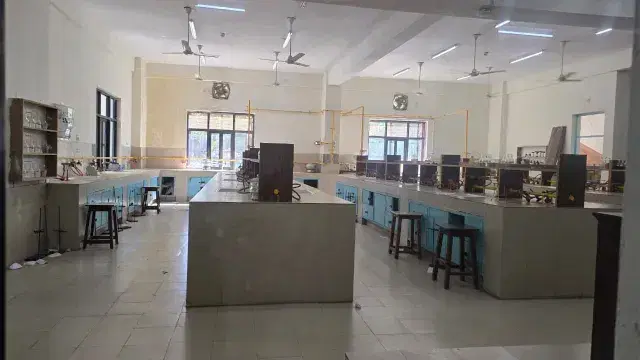 Ramjas College Academic Building photo 14